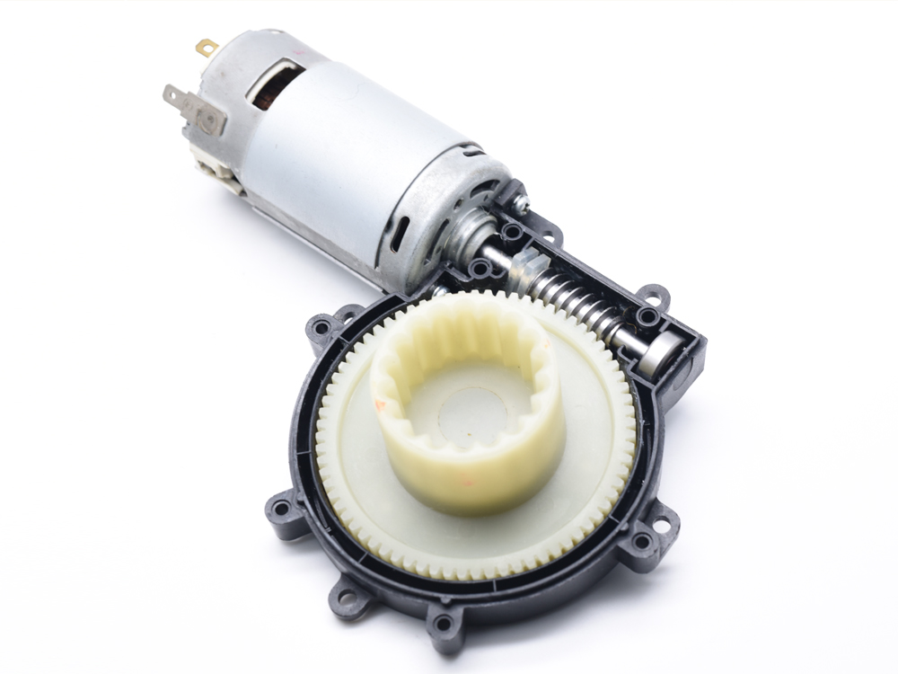 Power window security gears