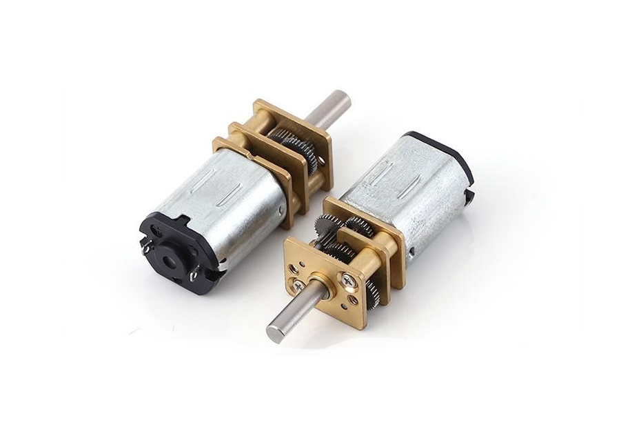 Door lock security gears